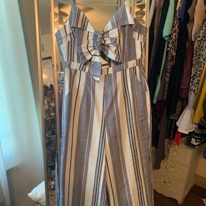 Cute, bow tie jumpsuit